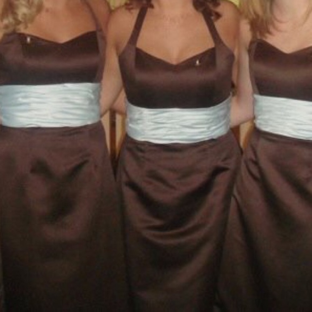 Classy Gown - image 6